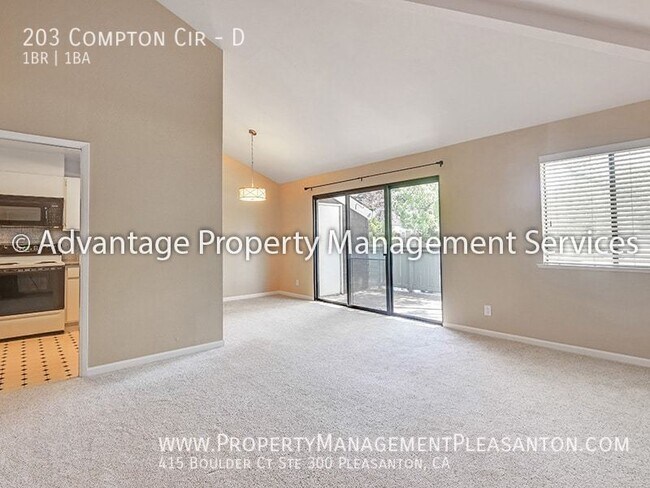 Foto del edificio - 203 Compton Cir