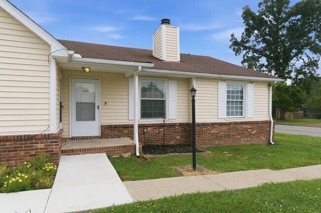 Building Photo - 7300 Weston Way Dr