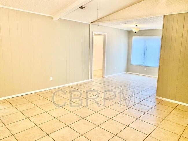 Building Photo - 6606 Quitman Ave
