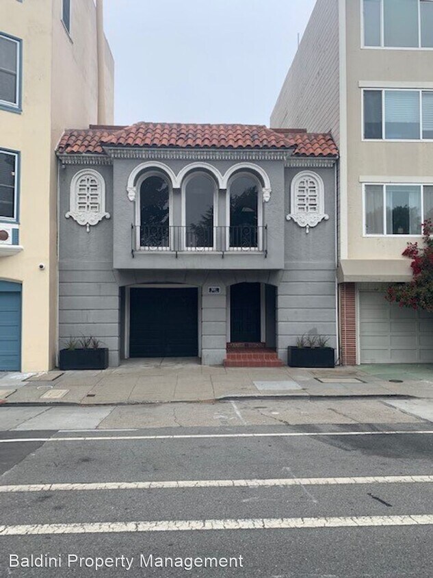 Primary Photo - 3 br, 2.5 bath House - 1650 Bay Street