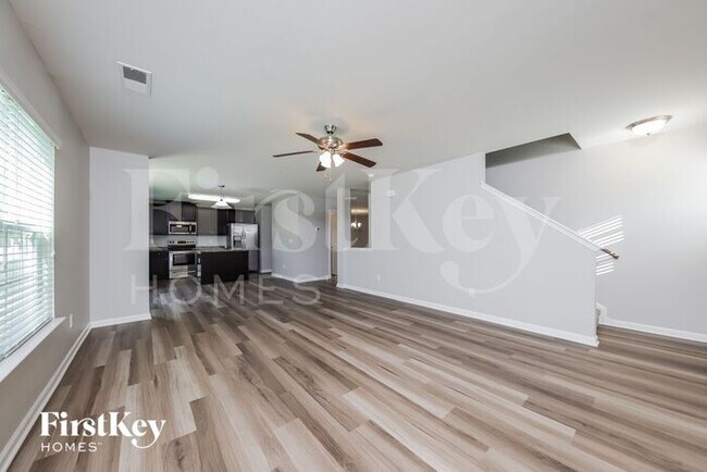 Foto del edificio - 287 Sawyer Ln