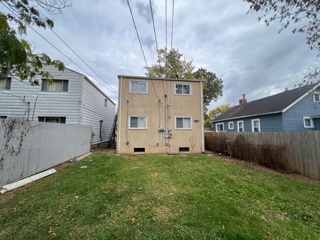 Foto del edificio - 397 S Ogden Ave