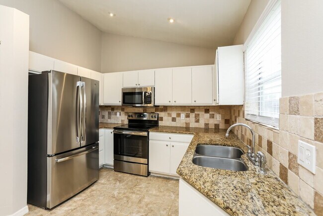 Foto del edificio - 354 Morning Creek Cir