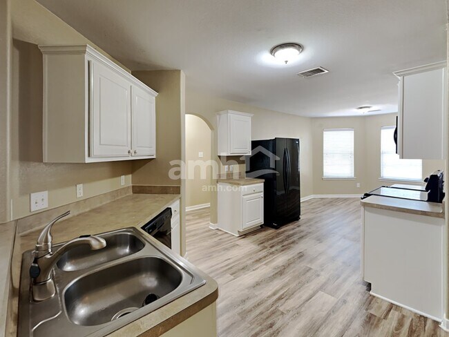 Building Photo - 4114 Medina River Ct