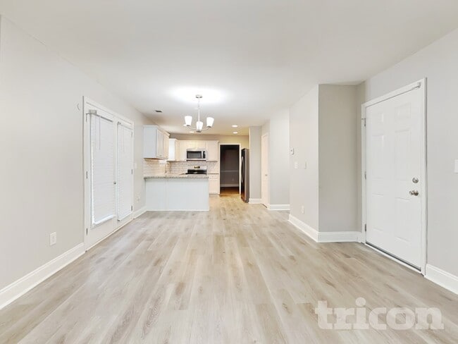 Foto del edificio - 3540 Stoney Creek Way