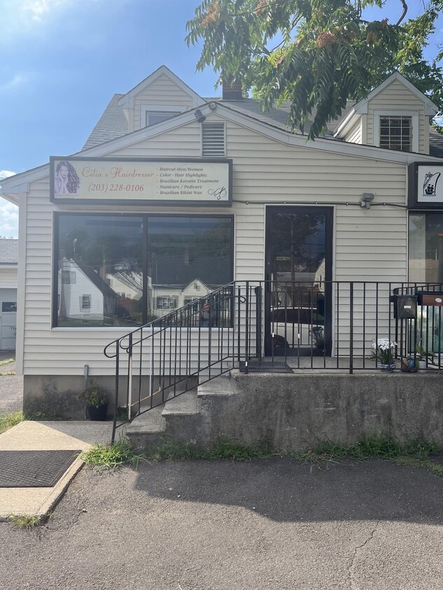 Primary Photo - 1820 Baldwin St
