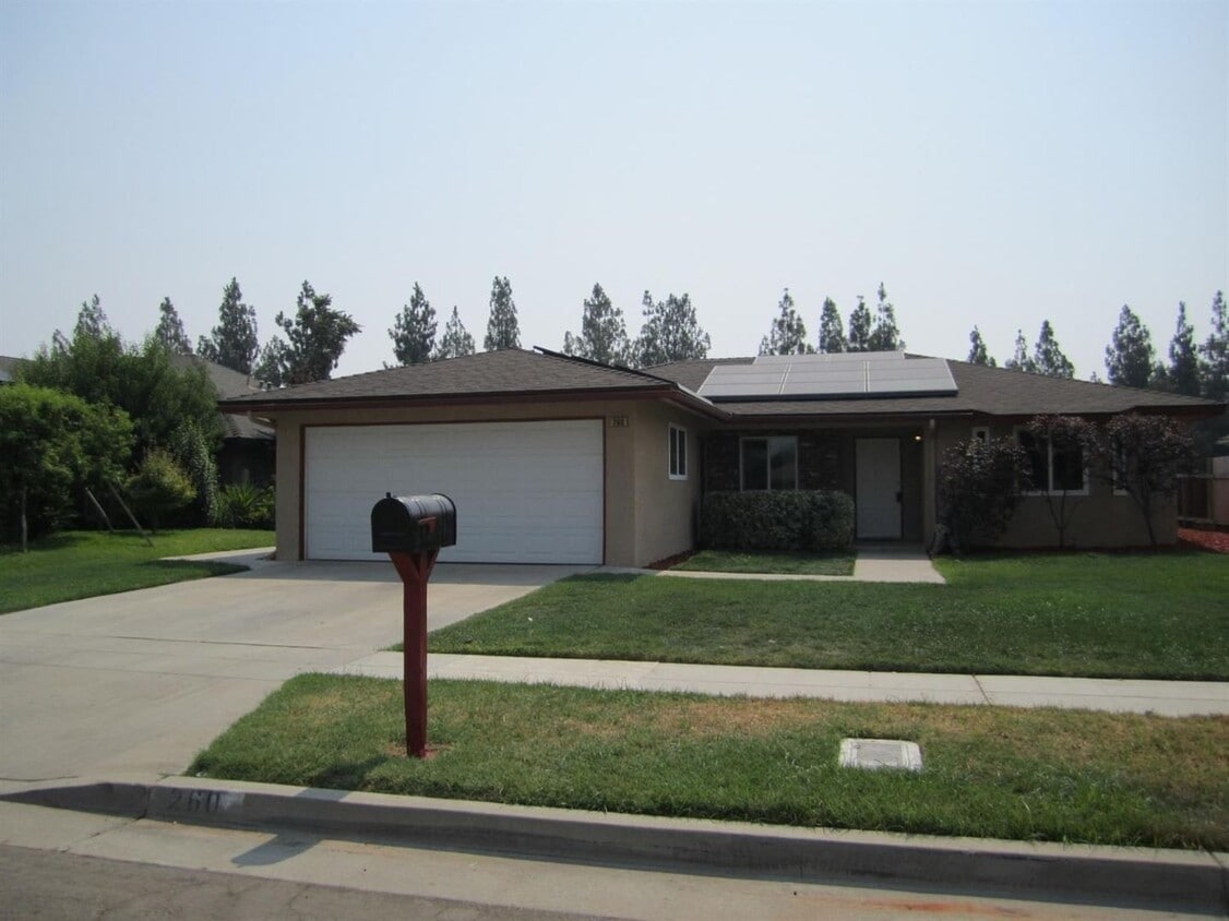 Primary Photo - 3 br, 2 bath House - 260 N Shirley Ave