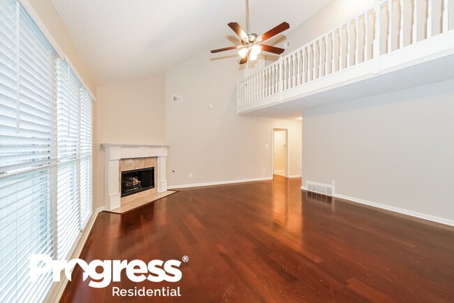 Building Photo - 1855 Oak Springs Dr