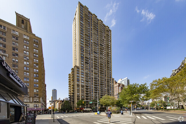 201-209 W 70th St New York, NY 10023 - One Sherman Square Apartments