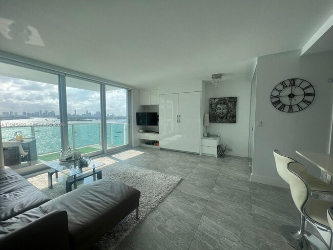 Foto del edificio - 1000 West Ave