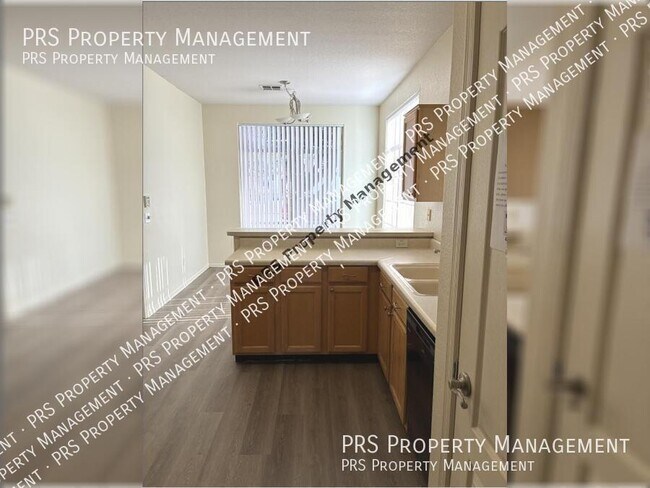 Foto del edificio - 5211 W Glenview Pl