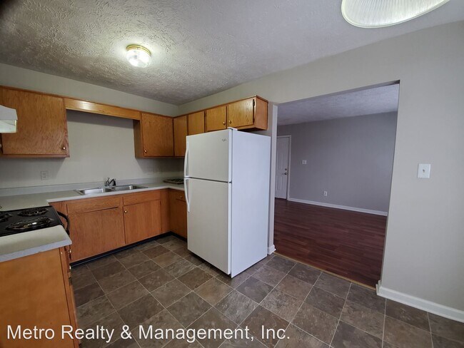 Building Photo - 1704 Stallings Ave