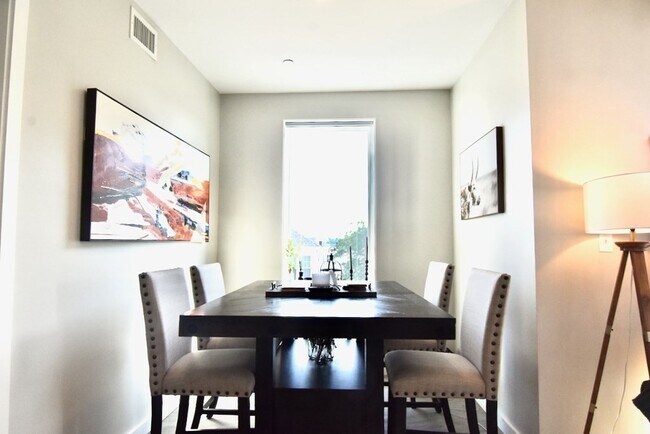 Foto del edificio - 120 Savin Hill Ave