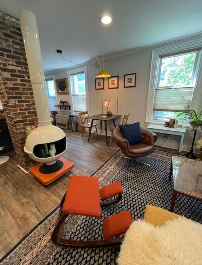 Photo - 136 Clark St Apartment