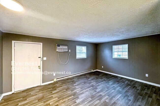 Building Photo - 2570 Alcott Rd