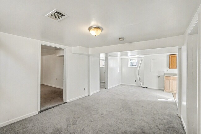 Building Photo - 6120 Otis St