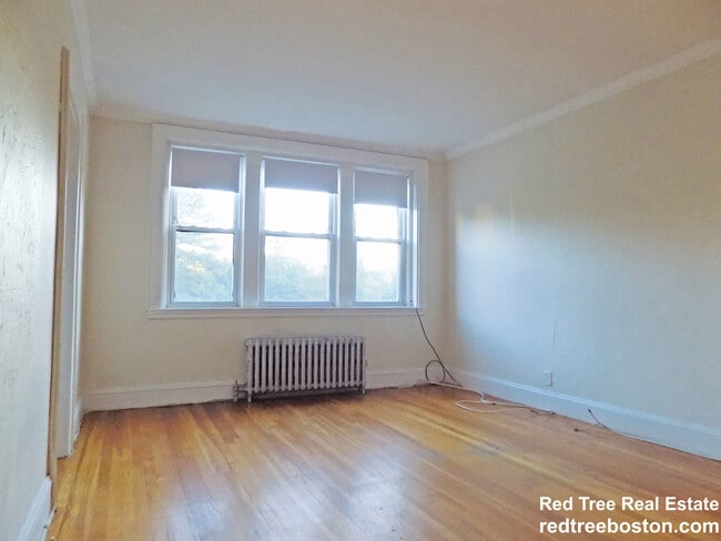 Photo - 2045 Commonwealth Ave Apartment