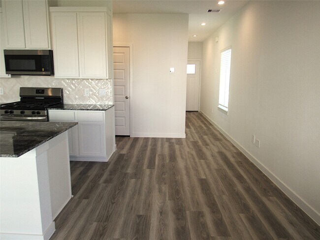 Foto del edificio - 2807 Glengary River Wy