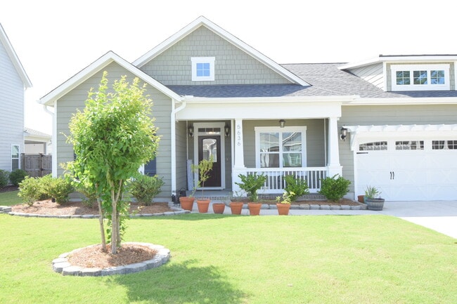 Building Photo - 5636 Pinecone Pl