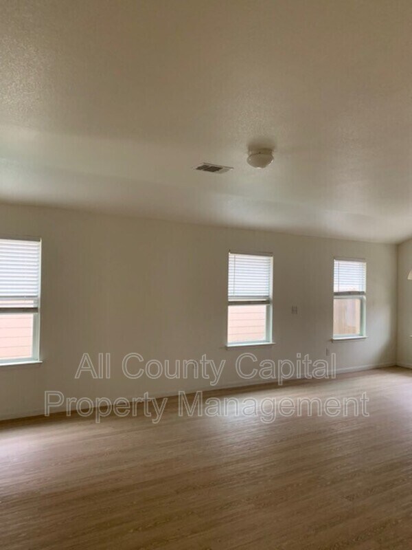 Foto del edificio - 6120 Diamondleaf Bend