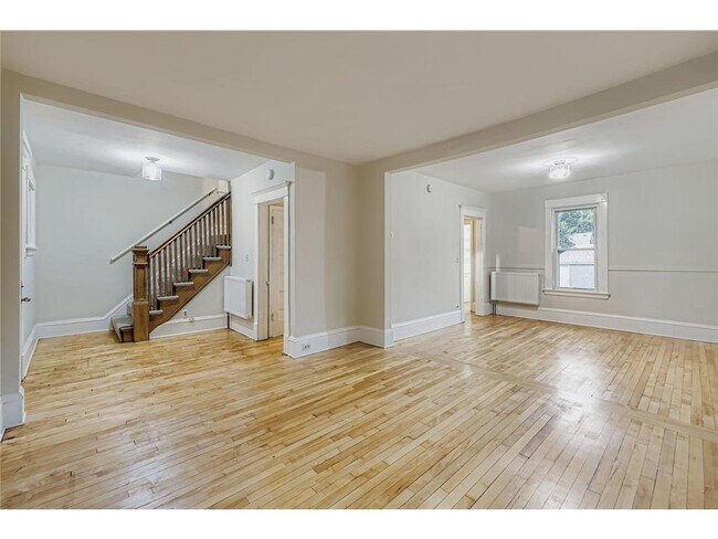 Foto del edificio - 2939 Russell Ave N