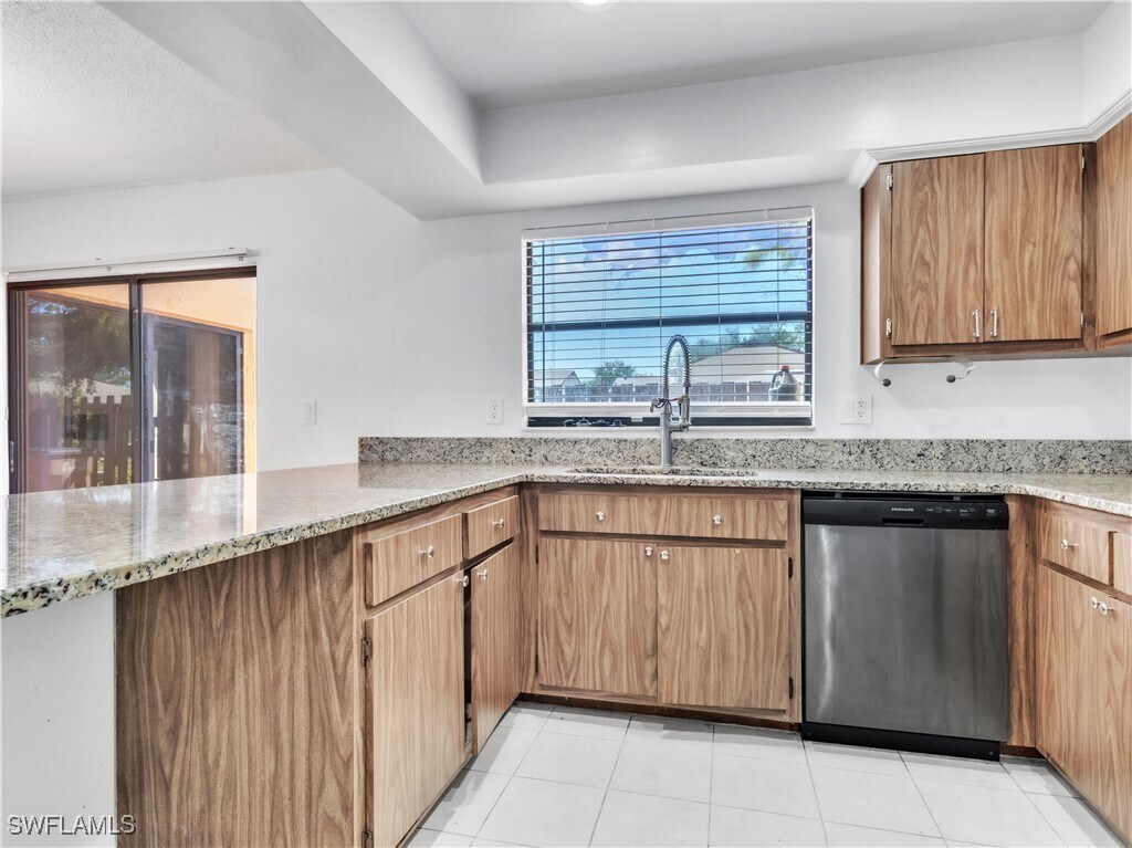 Foto principal - 624 SE 12th Ct