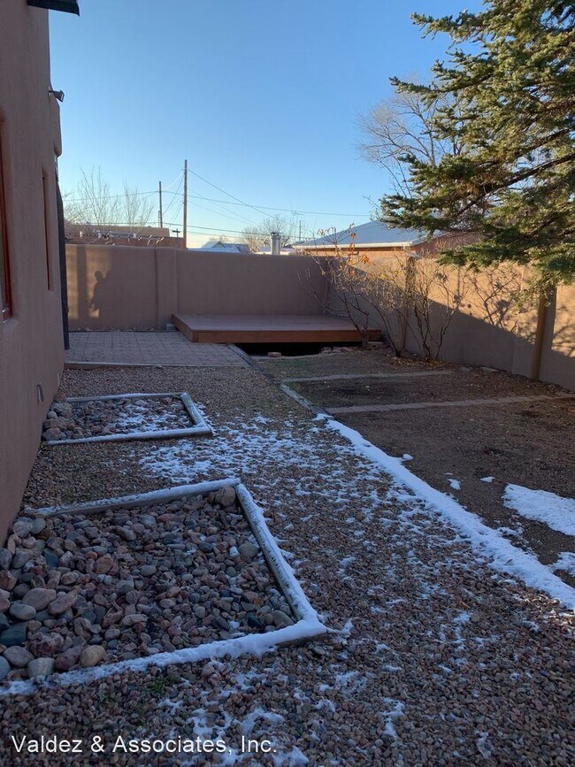 Foto del edificio - 3 br, 2 bath House - 1325 Hickox Street