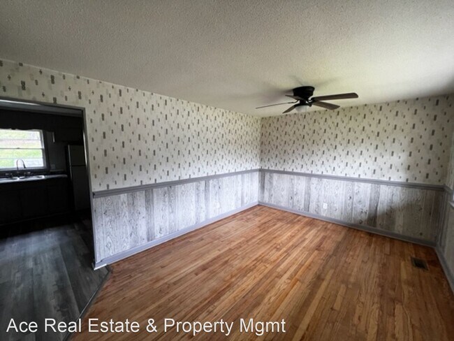 Foto del edificio - 3 br, 2 bath House - 2618 Dumbarton Road