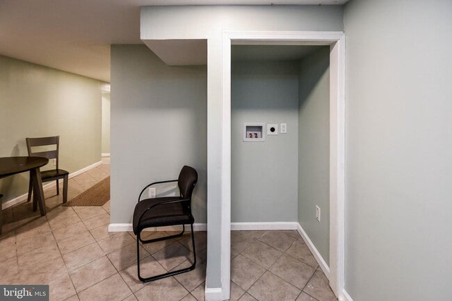 Foto del edificio - 3802 Cedar Dr