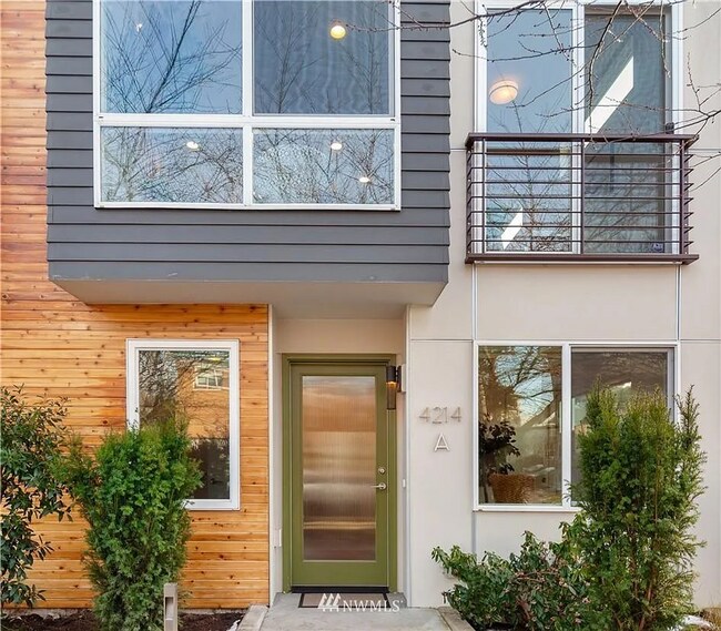 Foto del edificio - 4214 Linden Ave N