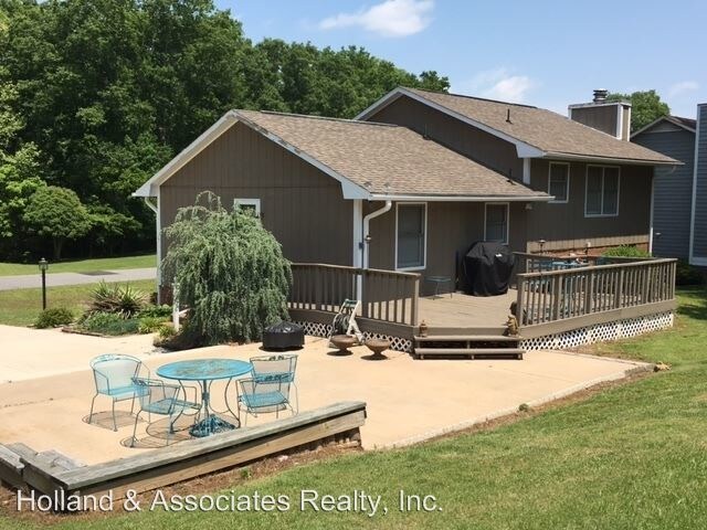 Building Photo - 3 br, 2 bath House - 412 Wedgewood Court