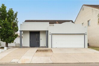 Building Photo - 12 Cimarron Dr