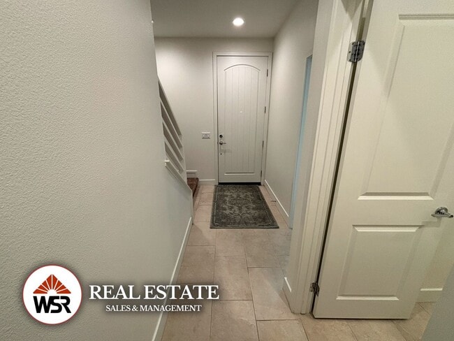 Building Photo - Stunning 4 Bedroom Townhome in the Heart of Chino Hills