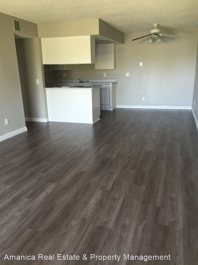 Foto del edificio - 2 br, 2 bath House - 2403 W. Acacia Ave.