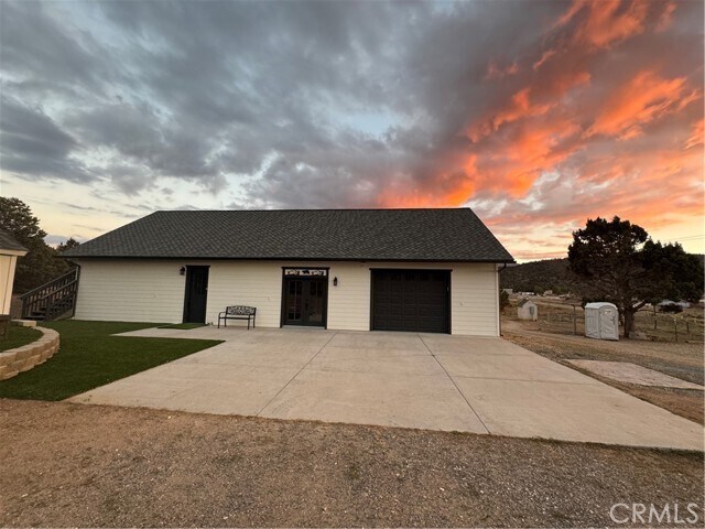 Primary Photo - 46685 Benito Wilson Rd