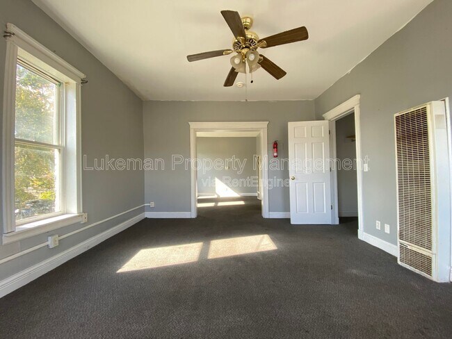 Foto del edificio - 1502-1506 S Burdick St