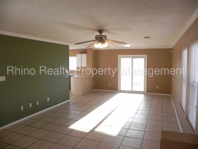 Building Photo - 1338 Ojo Sarco St SW