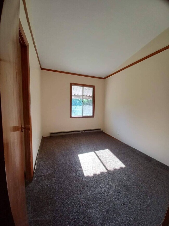 Foto del edificio - Ranch House Available for rent by Boylan H...