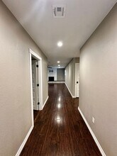 Building Photo - 305 NW 35th St