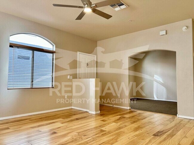 Building Photo - 2401 E Rio Salado Pkwy