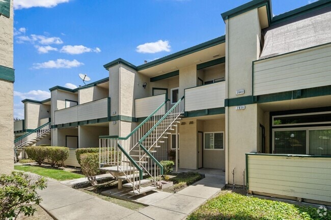 Building Photo - 2936 Flint St