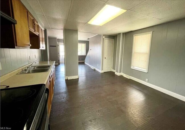 Foto del edificio - 1038 Clifton St