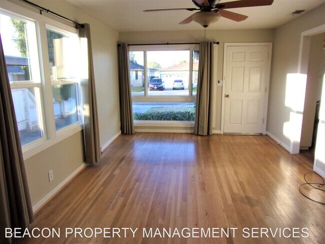 Building Photo - 3 br, 2 bath House - 528 RIBIER AVENUE