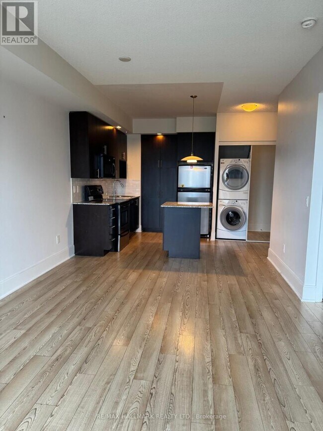 Photo du bâtiment - 181 Wynford Dr