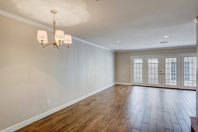 Foto del edificio - 5869 Valley Forge Dr