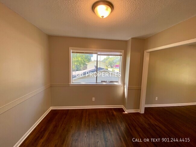 Building Photo - 4753 Fairlane Dr