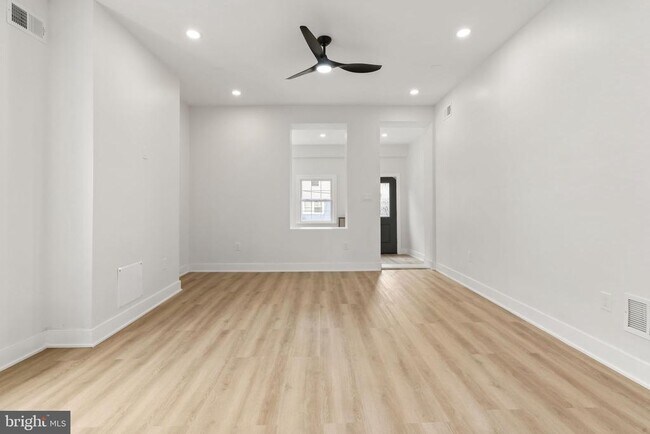 Foto del edificio - 5237 McKean Ave