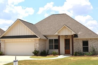 Building Photo - 317 Willow Wy