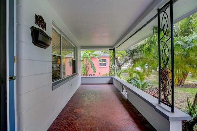 Foto del edificio - 2930 9th Ave N