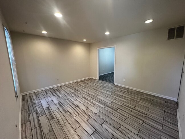 Sala de estar - 9262 Taney Rd